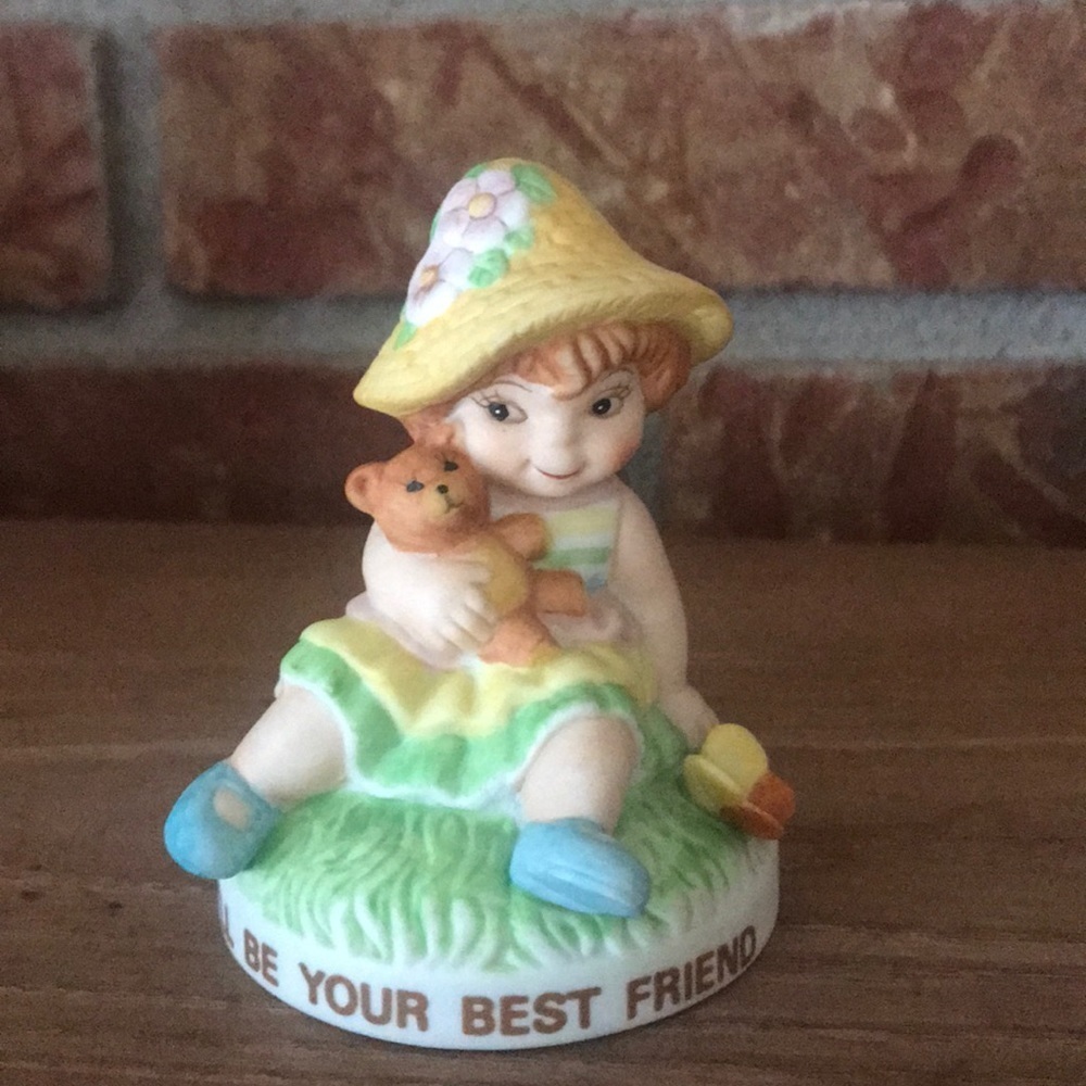 Rare 1985 ‘I’ll Be Your Best Friend’ Figurine Collectible